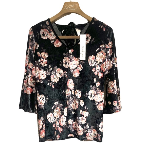 SM•NWT•TRIBAL JEANS•FLORAL MAHOGANY KNIT ‘SAMPLE’ TOP W FLARED SLEEVES• - Picture 1 of 6